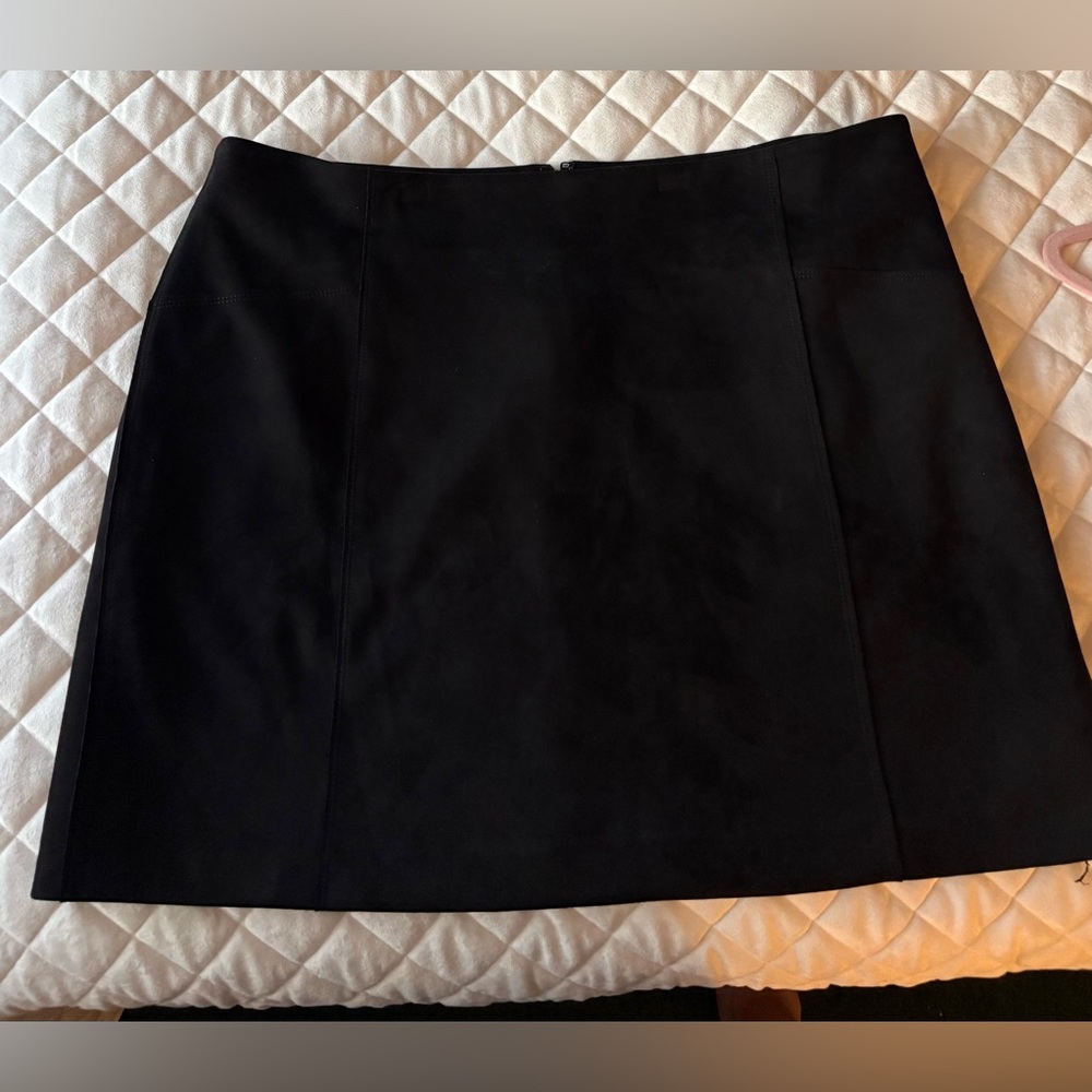LOFT Plus Velvet Black Mini Skirt